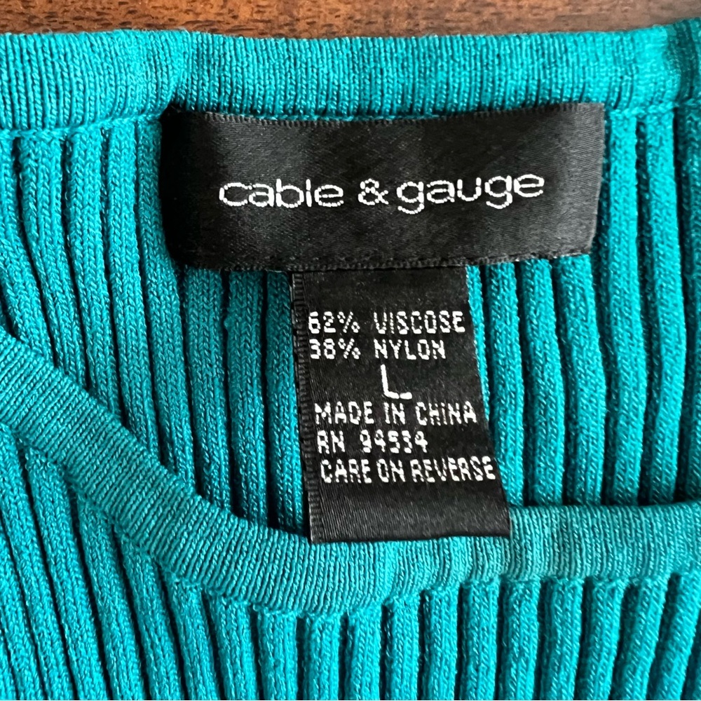 Blue Ribbed Sleeveless Top - Picture 2 of 2